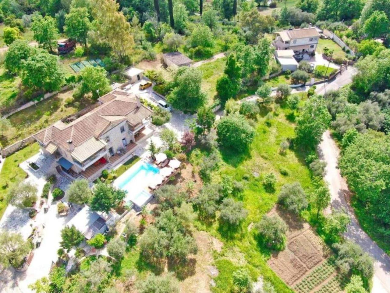 הוילה Áno Korakiána Petra House מראה חיצוני תמונה