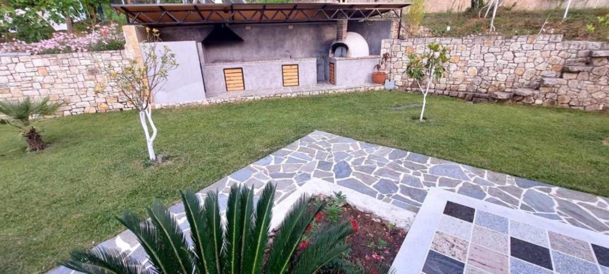 הוילה Áno Korakiána Petra House מראה חיצוני תמונה